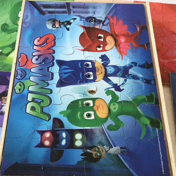 COPY - PJ Masks 7 puzzle set , sturdy pieces, wood box, complete, 1 piece w dam… - Picture 12 of 16